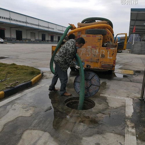 東西湖東山儲水沉淀池清洗清淤 全天服務